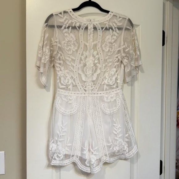 Bohemian Embroidered Lace Romper Size M - Picture 5 of 5